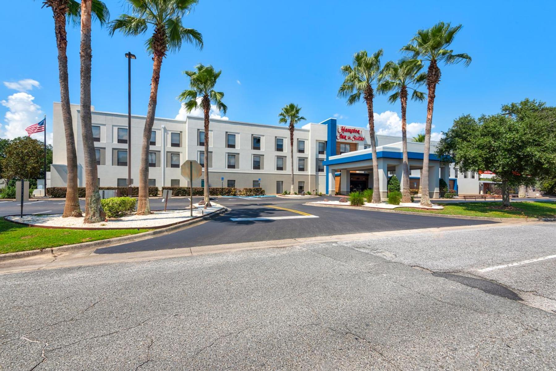 Hampton Inn & Suites Pensacola I-10 N At University Town Plaza Dış mekan fotoğraf