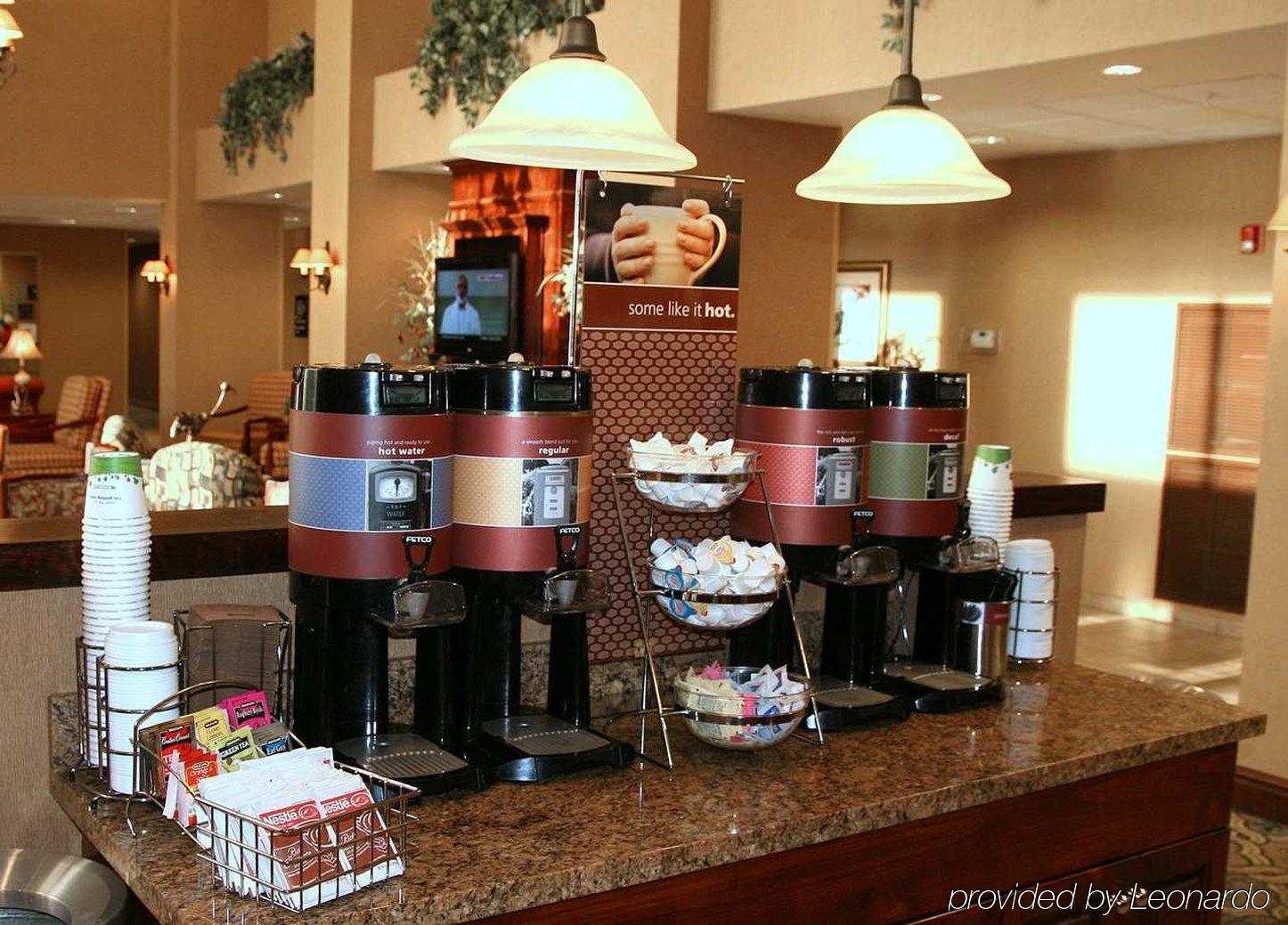 Hampton Inn & Suites Pensacola I-10 N At University Town Plaza Restoran fotoğraf